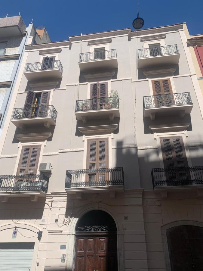 Apartment City Center Eighty-Five Bari Dış mekan fotoğraf