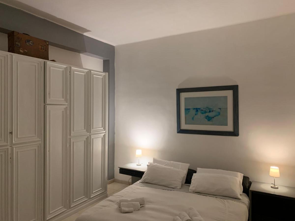 Apartment City Center Eighty-Five Bari Dış mekan fotoğraf